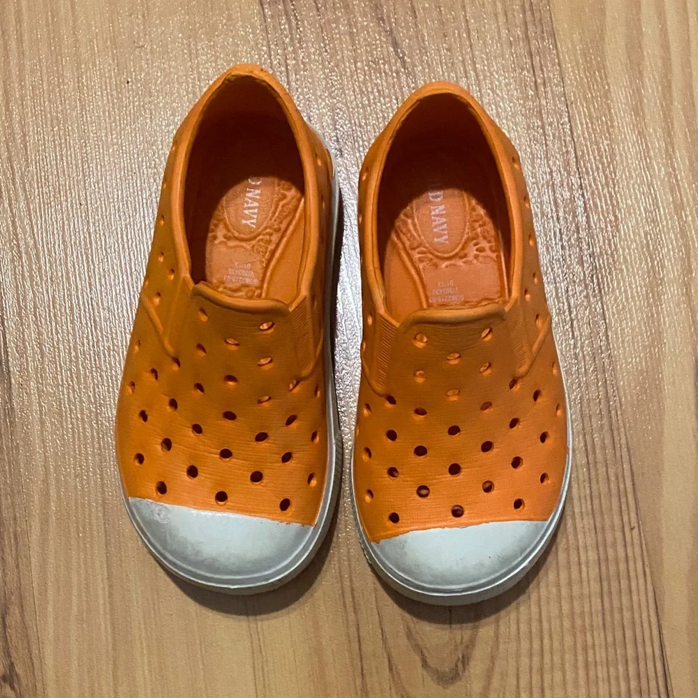 Old Navy Kids Water Shoes - Bright Orange